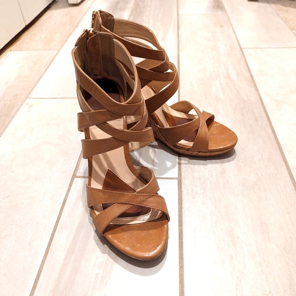 Isola Shoes - Isola leather wedge sandals Alisha 8.5